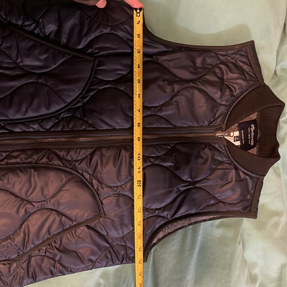 Madewell Reversible Vest - Size Small - Picture 6 of 8